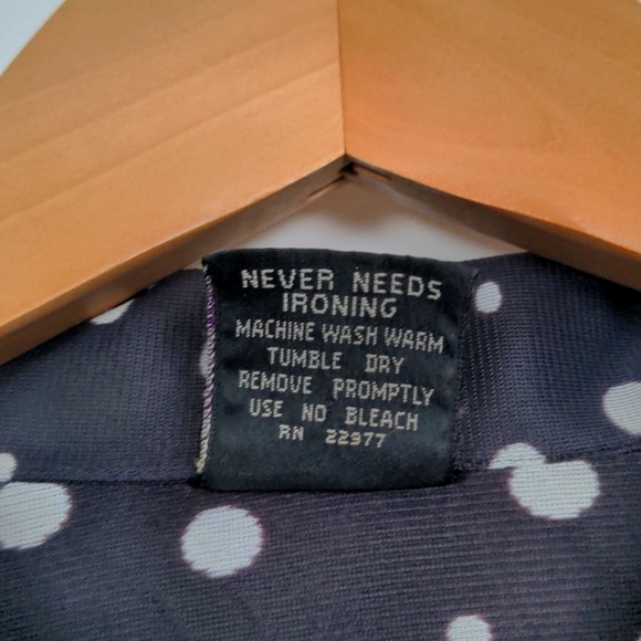 Men's vintage polyester shirt. - Picture 4 of 4